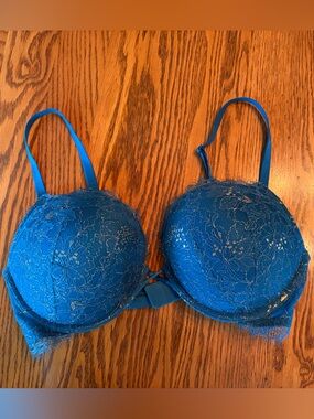 Victoria Secret Bombshell Push-up Bra